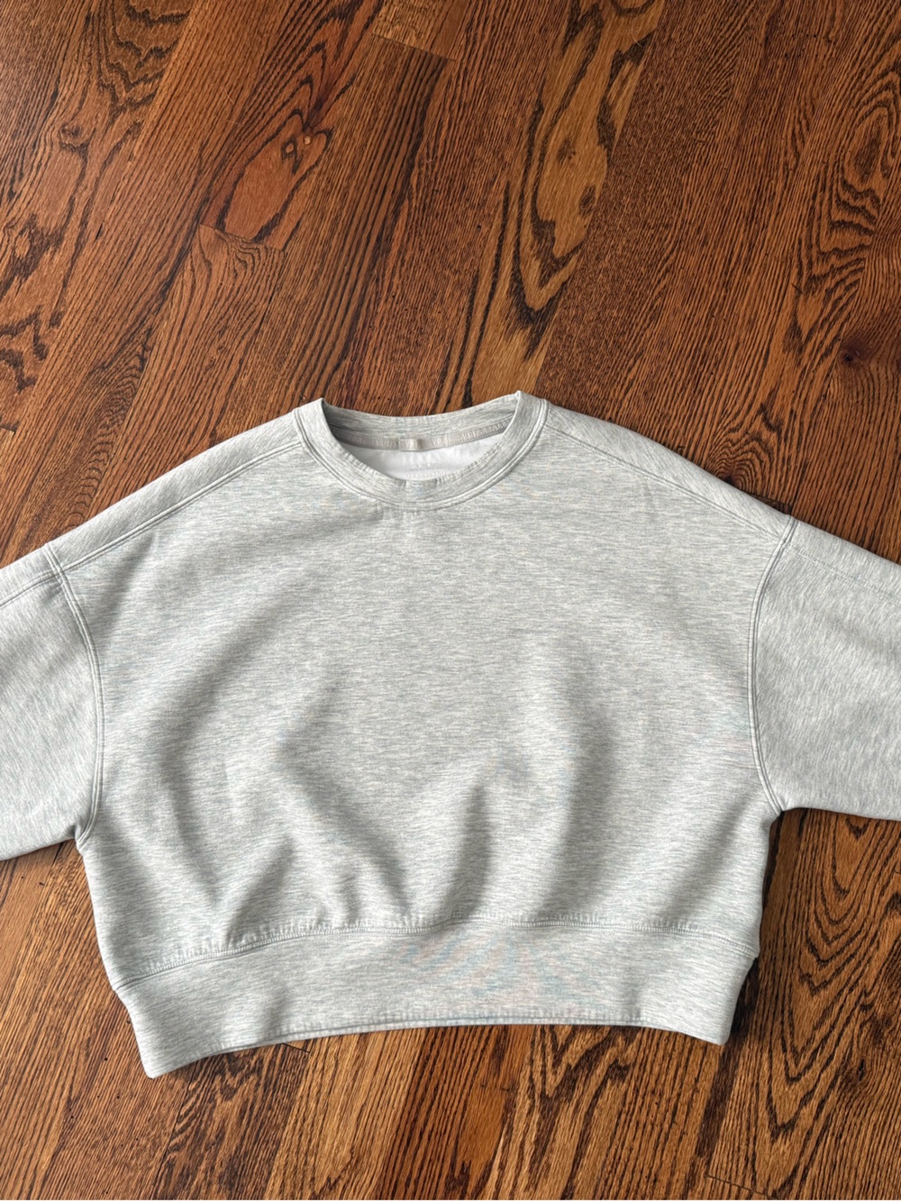 YPB neoKNIT women’s cropped Heather grey sweatshirt